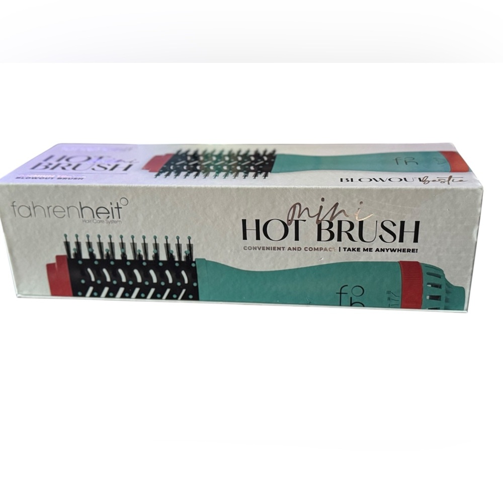 Fahrenheit Mini Hot Brush BlowOut Bestie New In Box